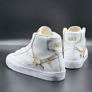 Wmns Nike Blazer Mid LX White Pendants